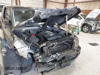 2008 Land Rover Range Rover Sport SC with VIN SALSH23458A121410, listed as a IAAI auction lot 42388011 with 101,101 mi miles and . Bid and sale history available at DreamBid. Image 6.