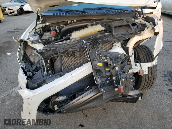 2023 Ford Expedition XLT with VIN 1FMJU1H82PEA63411, listed as a Copart auction lot 83248934 with 17,603 mi miles and Salvage Title. Bid and sale history available at carsss.com. Image 13.
