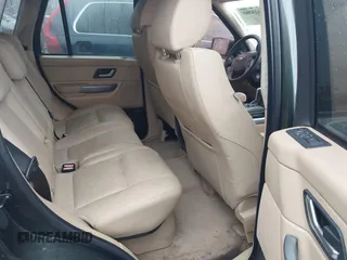 2006 Land Rover Range Rover Sport HSE с VIN SALSF25446A930462, выставлен на аукционе IAAI как лот 41520795 с пробегом 169 073 миль миль и . История ставок и продаж доступна на DreamBid. Изображение 8.