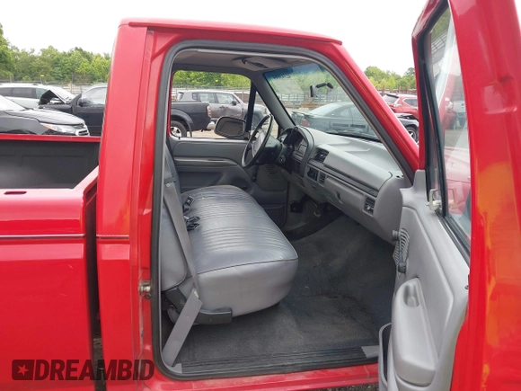 1996 Ford F-150 with VIN 1FTEF15Y8TLB41779, listed as a IAAI auction lot 42343084 with 201,277 mi miles and . Bid and sale history available at DreamBid. Image 5.
