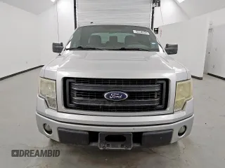 2013 Ford F-150 XL z VIN 1FTFX1CF3DFD68025, wystawiony jako Copart lot #64067645 z przebiegiem 113 382 mil mil oraz Czysty tytuł • Clean title. Historia ofert i sprzedaży dostępna na DreamBid. Obrazek 5.