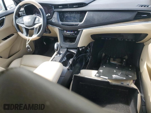 2017 Cadillac XT5 FWD z VIN 1GYKNARS9HZ122474, wystawiony jako Copart lot #51445905 z przebiegiem 118 365 mil mil oraz Czysty tytuł • Clean title. Historia ofert i sprzedaży dostępna na DreamBid. Obrazek 8.