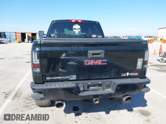 2017 GMC Sierra 1500 SLT z VIN 3GTU2NEC8HG211837, wystawiony jako IAAI lot #41876845 z przebiegiem 138 945 mil mil oraz . Historia ofert i sprzedaży dostępna na DreamBid. Obrazek 16.