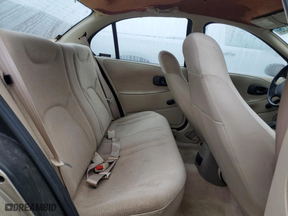 1996 Saturn SL with VIN 1G8ZF5289TZ274832, listed as a Copart auction lot 43621135 with 63,363 mi miles and Clean Title. Bid and sale history available at carsss.com. Image 10.