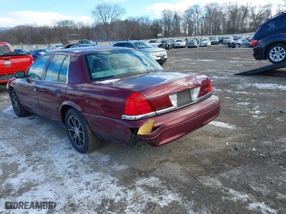 2004 Ford Crown Victoria Standard with VIN 2FAFP73W74X150232, listed as a IAAI auction lot 41277271 with 146,518 mi miles. Bid and sale history available at carsss.com. Image 3.