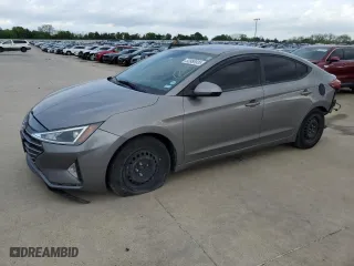 2020 Hyundai Elantra SE with VIN KMHD74LFXLU919209, listed as a Copart auction lot 52880935 with 137,271 mi miles and Salvage Title. Bid and sale history available at carsss.com. Image 1.