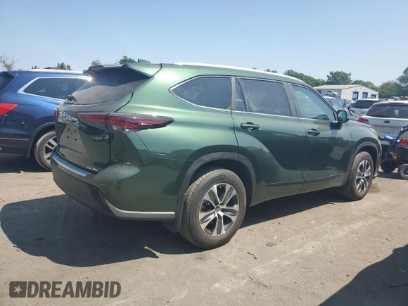 2024 Toyota Highlander LE with VIN 5TDKDRBH5RS539941, listed as a Copart auction lot 66312625 with 19,189 mi miles and Salvage title. Bid and sale history available at DreamBid. Image 3.