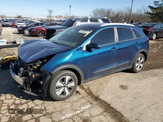 2022 Kia Niro LXS with VIN KNDCB3LC1N5532916, listed as a Copart auction lot 42353255 with 0 mi miles and Salvage Title. Bid and sale history available at carsss.com. Image 1.