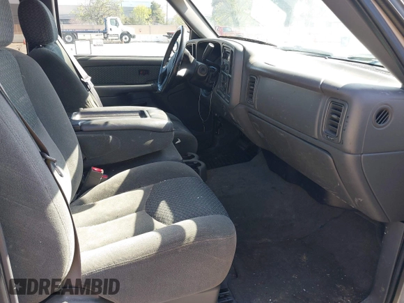 2004 Chevrolet Avalanche z VIN 3GNEC12T34G179833, wystawiony jako IAAI lot #42004426 z przebiegiem 174 329 mil mil oraz . Historia ofert i sprzedaży dostępna na DreamBid. Obrazek 5.