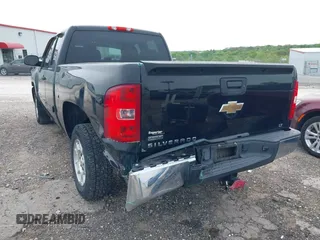 2011 Chevrolet Silverado 1500 LT with VIN 1GCRCSE0XBZ423010, listed as a IAAI auction lot 42112256 with 143,682 mi miles and . Bid and sale history available at DreamBid. Image 3.