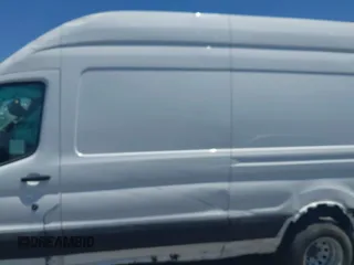 2022 Ford Transit Cargo with VIN 1FTBF4XG3NKA44975, listed as a IAAI auction lot 42666045 with 40,682 mi miles and . Bid and sale history available at DreamBid. Image 14.