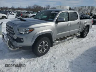 2016 Toyota Tacoma SR5 with VIN 5TFDZ5BN3GX010083, listed as a Copart auction lot 46024905 with 128,914 mi miles and Salvage Title. Bid and sale history available at DreamBid. Image 1.