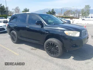 2009 Toyota Highlander Hybrid with VIN JTEEW41A592026819, listed as a IAAI auction lot 41837703 with 216,588 mi miles. Bid and sale history available at carsss.com. Image 1.