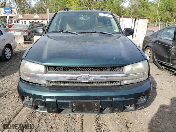 2005 Chevrolet TrailBlazer LT with VIN 1GNDT13S252290501, listed as a Copart auction lot 53621315 with 0 mi miles and Salvage Title. Bid and sale history available at carsss.com. Image 5.