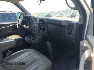 2015 Chevrolet Express Cargo Van with VIN 1GCWGFCF8F1255703, listed as a IAAI auction lot 41995763 with 215,212 mi miles. Bid and sale history available at carsss.com. Image 5.