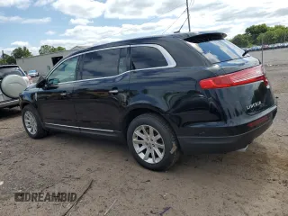 2019 Lincoln MKT with VIN 2LMHJ5NK0KBL04339, listed as a Copart auction lot 67977604 with 224,323 mi miles and Salvage Title. Bid and sale history available at DreamBid. Image 2.