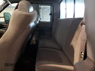 2001 Ford Super Duty F-250 XL with VIN 1FTNX21F31ED77538, listed as a Copart auction lot 50461984 with 153,571 mi miles and Salvage Title. Bid and sale history available at carsss.com. Image 11.