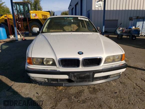 1995 BMW 7 Series 740i with VIN WBAGF6320SDH05311, listed as a Copart auction lot 86376034 with 200,275 mi miles and Salvage Title. Bid and sale history available at carsss.com. Image 5.