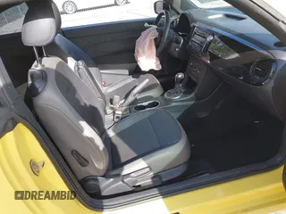 2015 Volkswagen Beetle Fleet Edition with VIN 3VWF17AT6FM641987, listed as a IAAI auction lot 41964021 with 87,818 mi miles and . Bid and sale history available at DreamBid. Image 5.