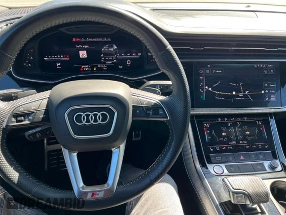 2020 Audi SQ8 z VIN WA1AWAF13LD022753, wystawiony jako Copart lot #58974665 z przebiegiem 84 872 mil mil oraz Czysty tytuł • Clean title. Historia ofert i sprzedaży dostępna na DreamBid. Obrazek 7.