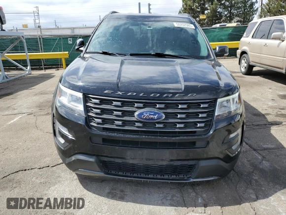 2017 Ford Explorer XLT z VIN 1FM5K8DH5HGC84948, wystawiony jako Copart lot #50202985 z przebiegiem 91 113 mil mil oraz Szkoda całkowita • Salvage title. Historia ofert i sprzedaży dostępna na DreamBid. Obrazek 5.