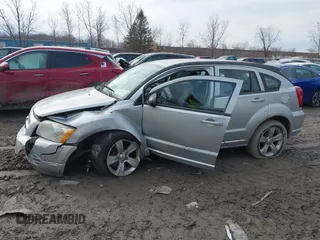 2010 Dodge Caliber SXT z VIN 1B3CB4HA0AD575917, wystawiony jako IAAI lot #41709405 z przebiegiem 213 641 mil mil oraz . Historia ofert i sprzedaży dostępna na DreamBid. Obrazek 14.