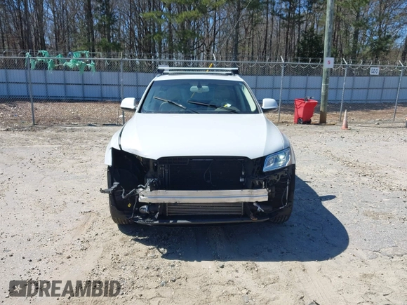 2015 Audi Q5 Premium Plus with VIN WA1LFAFP5FA121481, listed as a IAAI auction lot 41823011 with 69,380 mi miles. Bid and sale history available at carsss.com. Image 13.