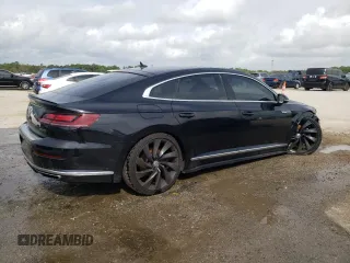 2019 Volkswagen Arteon SEL R-Line с VIN WVWSR7AN1KE025626, выставлен на аукционе Copart как лот 47225553 с пробегом 39 822 миль миль и . История ставок и продаж доступна на DreamBid. Изображение 3.