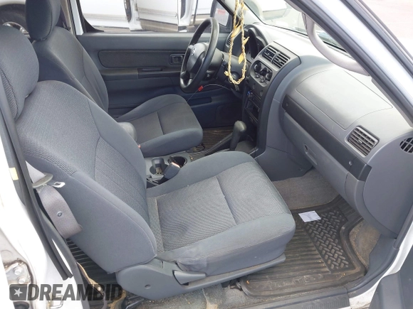 2004 Nissan Frontier XE z VIN 1N6ED29X54C475425, wystawiony jako IAAI lot #42292779 z przebiegiem 156 000 mil mil oraz . Historia ofert i sprzedaży dostępna na DreamBid. Obrazek 5.