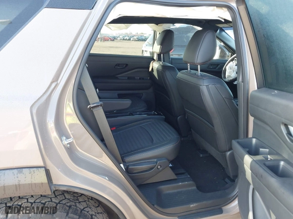 2024 Nissan Pathfinder SV with VIN 5N1DR3BD3RC260649, listed as a IAAI auction lot 41118601 with 14,222 mi miles. Bid and sale history available at carsss.com. Image 8.