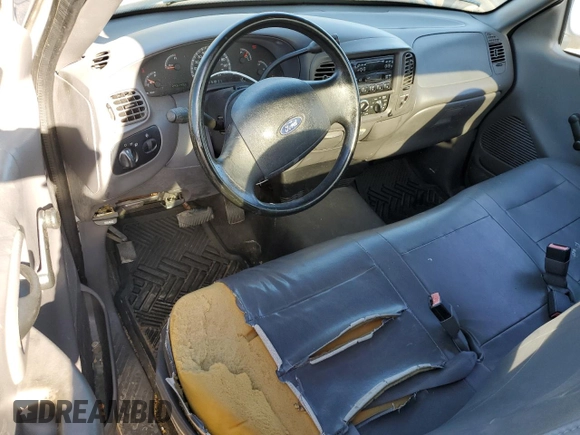 2003 Ford F-150 XL with VIN 2FTRF17W13CA77155, listed as a Copart auction lot 53272885 with 245,749 mi miles and Clean Title. Bid and sale history available at DreamBid. Image 8.