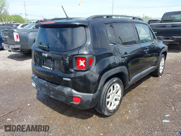 2017 Jeep Renegade Latitude with VIN ZACCJABB2HPG07439, listed as a IAAI auction lot 42092602 with 119,364 mi miles. Bid and sale history available at carsss.com. Image 4.