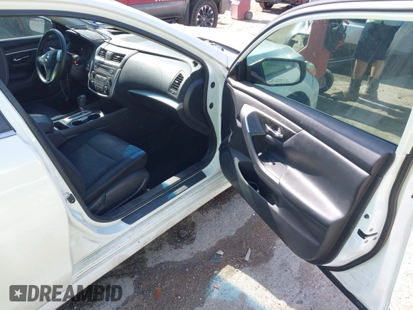 2017 Nissan Altima S with VIN 1N4AL3APXHC271463, listed as a IAAI auction lot 42254890 with 186,112 mi miles and . Bid and sale history available at DreamBid. Image 5.