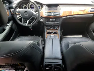 2014 Mercedes-Benz CLS 550 с VIN WDDLJ7DB4EA124973, выставлен на аукционе Copart как лот 60660305 с пробегом 138 890 миль миль и Списание • Salvage title. История ставок и продаж доступна на DreamBid. Изображение 8.