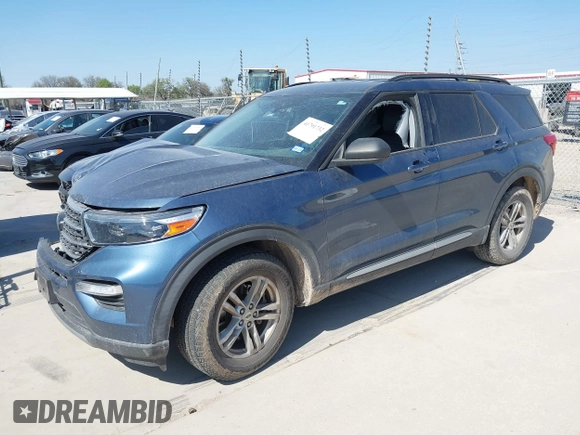 2020 Ford Explorer XLT with VIN 1FMSK7DH9LGC30705, listed as a IAAI auction lot 41791732 with 101,242 mi miles. Bid and sale history available at carsss.com. Image 2.