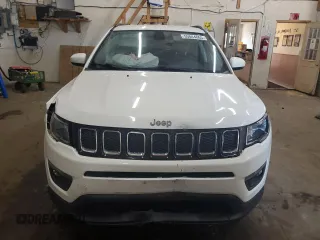 2019 Jeep Compass Latitude с VIN 3C4NJDBB0KT713320, выставлен на аукционе Copart как лот 55844865 с пробегом 80 717 миль миль и Списание • Salvage title. История ставок и продаж доступна на DreamBid. Изображение 5.
