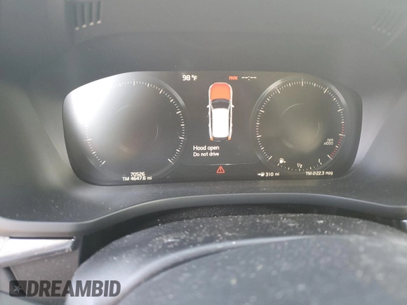 2018 Volvo XC60 Inscription with VIN LYVA22RL0JB087488, listed as a Copart auction lot 77495764 with 70,526 mi miles and Salvage Title. Bid and sale history available at DreamBid. Image 9.