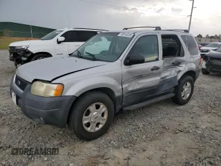 2003 Ford Escape XLT Popular with VIN 1FMYU03113KE13948, listed as a Copart auction lot 48916535 with 174,657 mi miles and Salvage title. Bid and sale history available at DreamBid. Image 1.