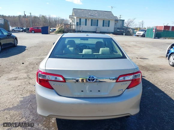 2014 Toyota Camry Hybrid LE with VIN 4T1BD1FK0EU112479, listed as a IAAI auction lot 41901348 with 91,440 mi miles. Bid and sale history available at carsss.com. Image 16.