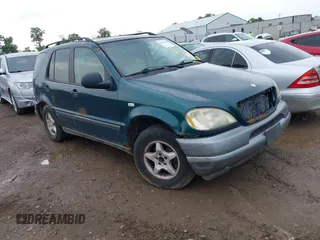 1998 Mercedes-Benz M 320/430/500 с VIN 4JGAB54E4WA046561, выставлен на аукционе IAAI как лот 42510300 с пробегом 211 689 миль миль и . История ставок и продаж доступна на DreamBid. Изображение 1.