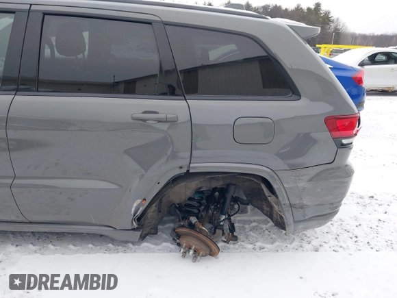 2020 Jeep Grand Cherokee Laredo E with VIN 1C4RJFAG9LC291300, listed as a IAAI auction lot 41315443 with 29,979 mi miles and . Bid and sale history available at DreamBid. Image 6.