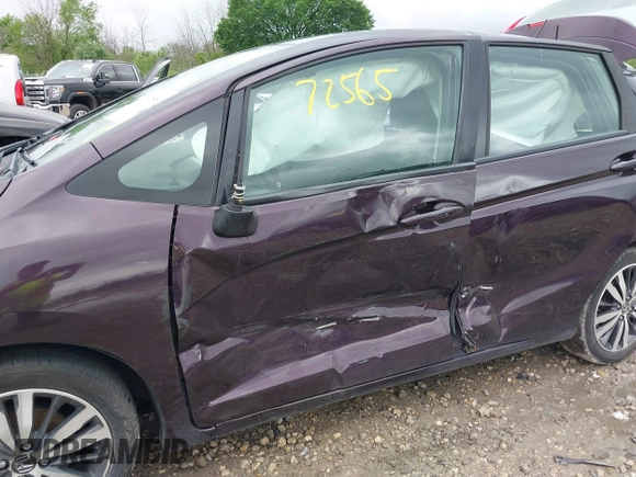 2015 Honda Fit EX-L z VIN 3HGGK5H84FM734308, wystawiony jako IAAI lot #42572565 z przebiegiem 130 513 mil mil oraz . Historia ofert i sprzedaży dostępna na DreamBid. Obrazek 6.