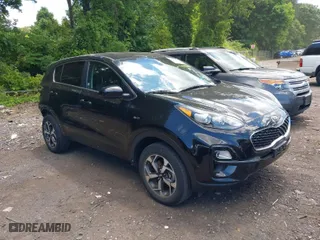 2022 Kia Sportage LX with VIN KNDPMCAC9N7951986, listed as a IAAI auction lot 39586396 with 26,190 mi miles. Bid and sale history available at carsss.com. Image 1.