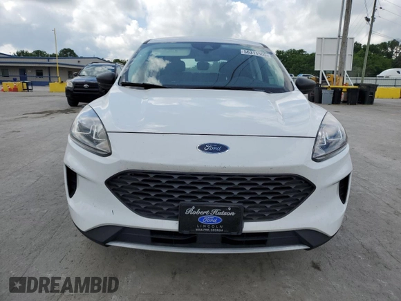 2021 Ford Escape S z VIN 1FMCU0F61MUA01603, wystawiony jako Copart lot #56311505 z przebiegiem 142 398 mil mil oraz Szkoda całkowita • Salvage title. Historia ofert i sprzedaży dostępna na DreamBid. Obrazek 5.