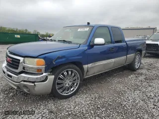 2003 GMC Sierra 1500 SLT with VIN 2GTEC19T831141150, listed as a Copart auction lot 52356675 with 173,315 mi miles and Salvage Title. Bid and sale history available at carsss.com. Image 1.