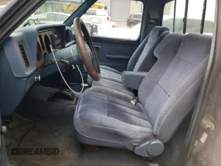 1988 Ford Ranger with VIN 1FTBR10TXJUB90690, listed as a Copart auction lot 47695175 with 55,584 mi miles and Clean Title. Bid and sale history available at DreamBid. Image 10.