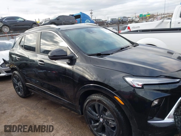 2024 Buick Encore GX Sport Touring с VIN KL4AMDSL9RB208980, выставлен на аукционе IAAI как лот 41711813 с пробегом 13 933 миль миль и . История ставок и продаж доступна на DreamBid. Изображение 13.