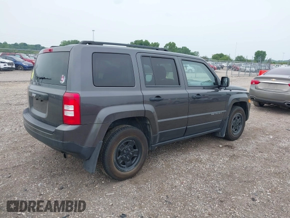 2017 Jeep Patriot Sport SE with VIN 1C4NJPBA0HD118393, listed as a IAAI auction lot 42481719 with 159,602 mi miles and . Bid and sale history available at DreamBid. Image 4.