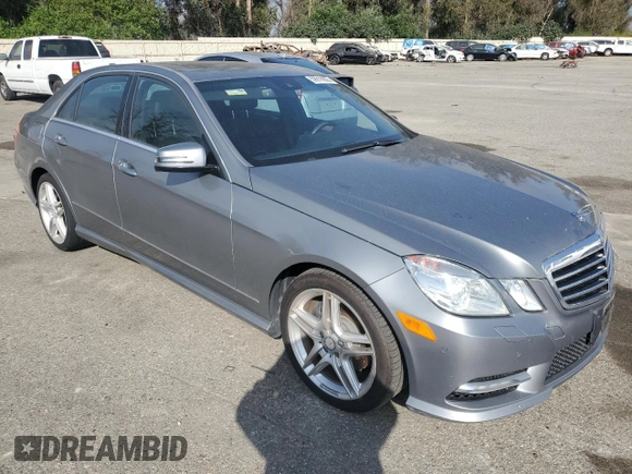 2013 Mercedes-Benz E 350 Luxury with VIN WDDHF5KB9DA672755, listed as a Copart auction lot 59916805 with 117,688 mi miles and Clean title. Bid and sale history available at DreamBid. Image 4.