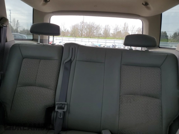 2006 Saturn VUE z VIN 5GZCZ63446S877008, wystawiony jako Copart lot #49627595 z przebiegiem 140 373 mil mil oraz Szkody całkowita. Historia ofert i sprzedaży dostępna na DreamBid. Obrazek 10.